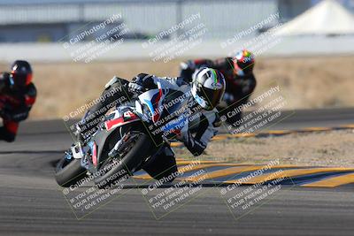 media/Dec-18-2022-SoCal Trackdays (Sun) [[8099a50955]]/Turn 4 (1pm)/